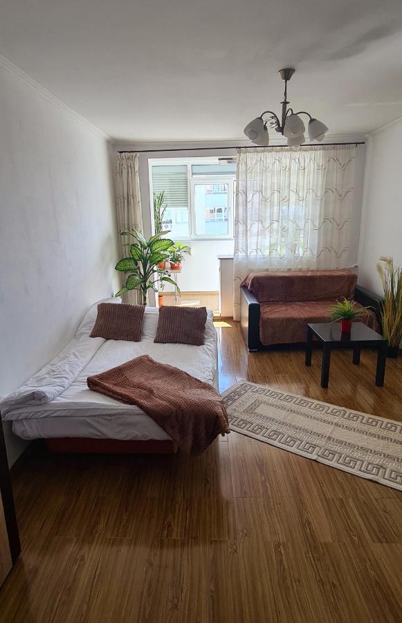 Perfect View Apartament 2 Rooms Self Check-In Bukarest Kültér fotó