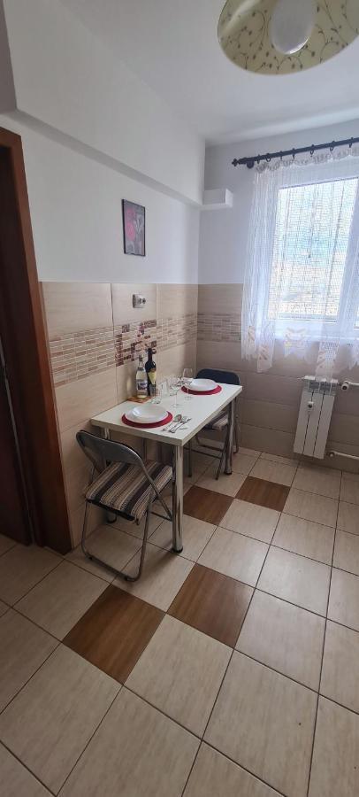 Perfect View Apartament 2 Rooms Self Check-In Bukarest Kültér fotó